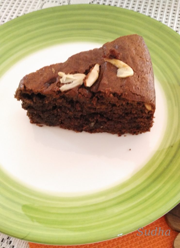 Date Almond Eggless Cake (खजूर बदामाचा एगलेस केक) My Family Recipes