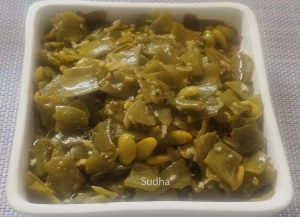 Papdi Bhaaji (वाल पापडीची भाजी) - Flat Beans Subji